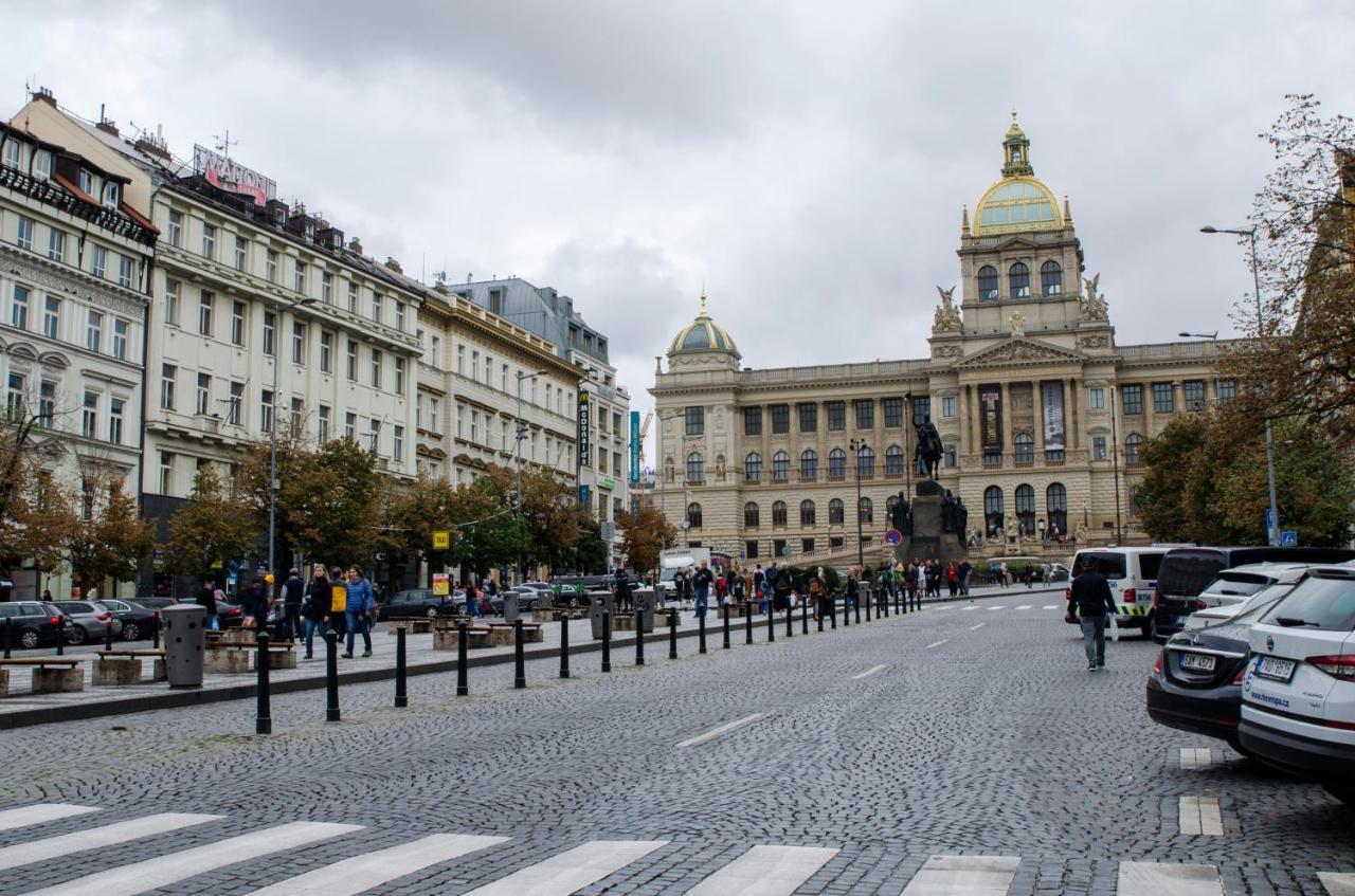 Exlusive Apartment Paris Style プラハ エクステリア 写真